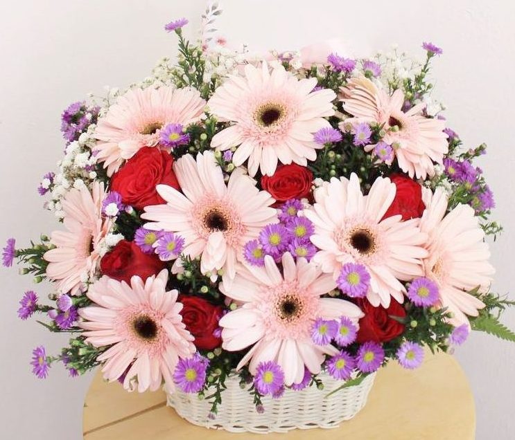 Fresh Flower Basket Jasmine Floral & Gifts Sdn. Bhd